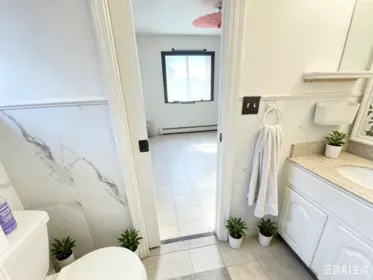 Hot Tub / Spa Photo of 714 Rennie Place, New Westminster, BC