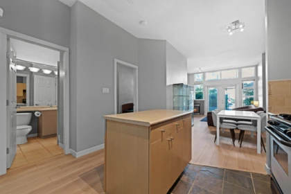 102 2102 W 38th Avenue, Vancouver, BC, Vancouver — Apartment/Condo for sale