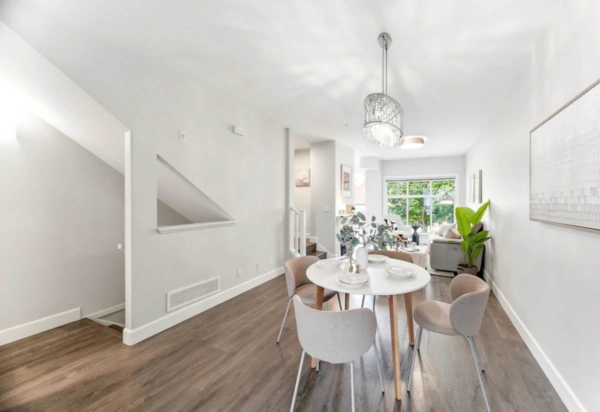 Living Room Photo of 22 12333 English Avenue, Richmond, BC