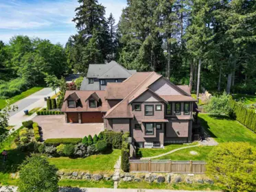 Community Amenities Photo (Clubhouse) of 14095 30a Avenue, Surrey, BC