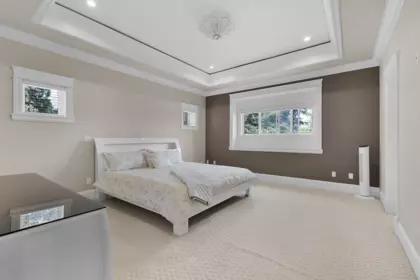 Entry Foyer Photo of 14095 30a Avenue, Surrey, BC