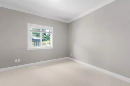 Garden / Landscaping Photo of 14095 30a Avenue, Surrey, BC