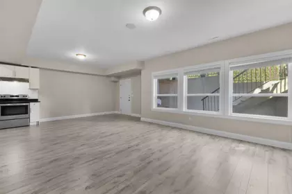 Hot Tub / Spa Photo of 14095 30a Avenue, Surrey, BC
