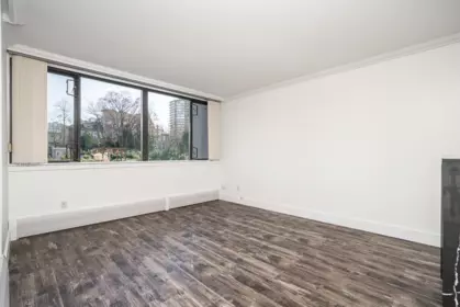 Breakfast Nook Photo of 204 1740 Comox Street, Vancouver, BC