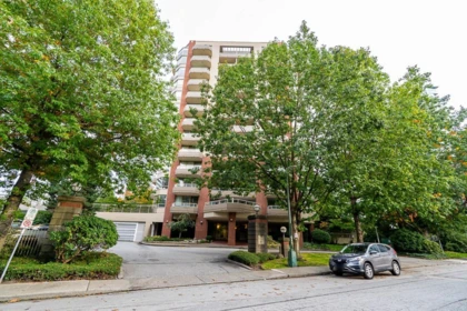 Backyard Photo of 402 728 Farrow Street, Coquitlam, BC