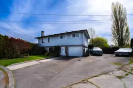 17884 57 Avenue, Surrey, BC