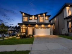 7532 205 Street, Langley, BC