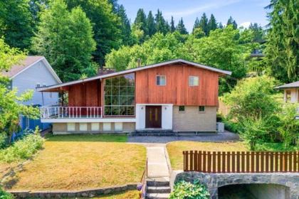 2337 St George Street, Port Moody, BC, Port Moody — Single Family Residence for sale