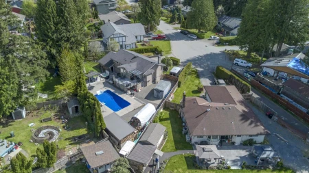 Family Room Photo of 2541 Montrose Way, Squamish, BC