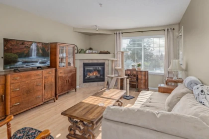 301 2350 Westerly Street, Abbotsford, BC, Abbotsford — Apartment/Condo for sale