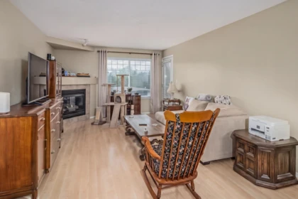 301 2350 Westerly Street, Abbotsford, BC, Abbotsford — Apartment/Condo for sale