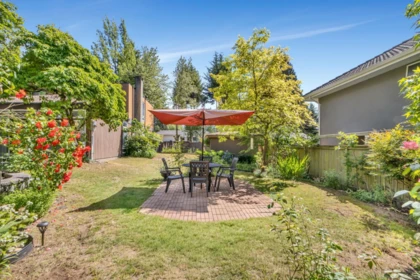 Kitchen Photo of 14246 102 Avenue, Surrey, BC