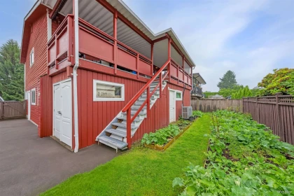 Pantry Photo of 27549 31a Avenue, Langley, BC