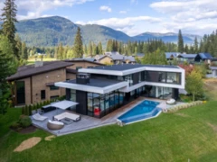 8080 Cypress Place, Whistler, BC