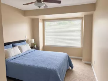 Primary Bedroom Photo of 204 15621 Marine Drive, White Rock, BC