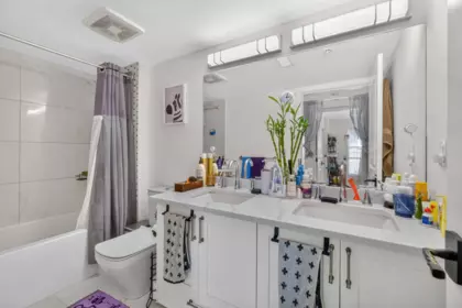 Mudroom Photo of 451 W 63rd Avenue, Vancouver, BC