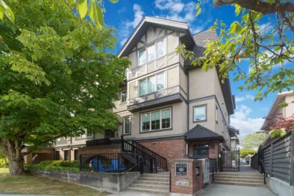 Outdoor Patio Photo of 451 W 63rd Avenue, Vancouver, BC