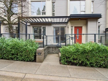 32 9229 University Crescent, Burnaby, BC, Burnaby — Townhouse for sale