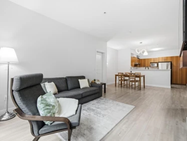 32 9229 University Crescent, Burnaby, BC, Burnaby — Townhouse for sale