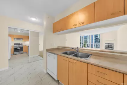 Breakfast Nook Photo of 1505 1148 Heffley Crescent, Coquitlam, BC