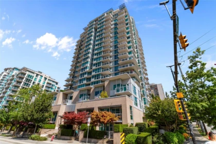 302 188 E Esplanade, North Vancouver, BC, North Vancouver — Apartment/Condo for sale