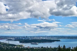 PH1 2210 Chippendale Road, West Vancouver, BC