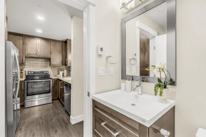 Powder Room Photo of 509 2465 Wilson Avenue, Port Coquitlam, BC