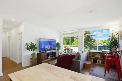 Breakfast Nook Photo of B412 31940 Raven Avenue, Mission, BC