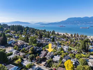 4540 W 3rd Avenue, Vancouver, BC, Vancouver — Single Family Residence for sale