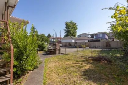 Hot Tub / Spa Photo of 5618 Lancaster Street, Vancouver, BC