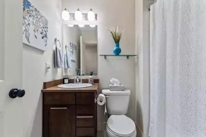 Laundry Room Photo of 39 5805 Sappers Way, Chilliwack, BC