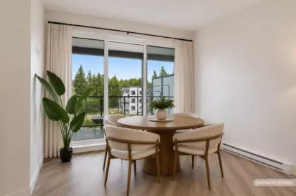Kitchen Photo of 402 20356 72b Avenue, Langley, BC