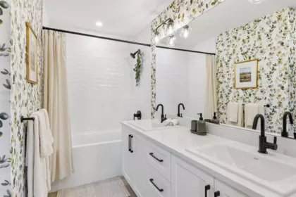 Laundry Room Photo of 3028 Georgia Street, Abbotsford, BC