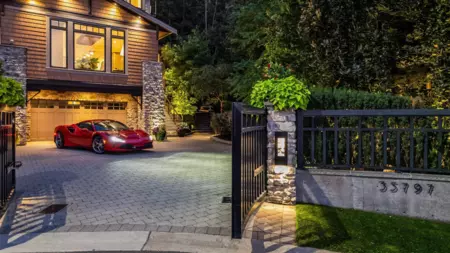 35797 Ledgeview Drive, Abbotsford, BC, Abbotsford — Single Family Residence for sale