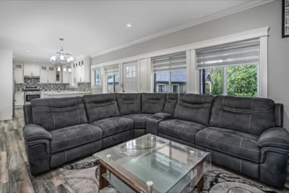33993 Mcphee Place, Mission, BC, Mission — Single Family Residence for sale
