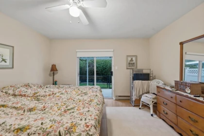 Guest Bathroom Photo of 7 18960 Advent Road, Pitt Meadows, BC