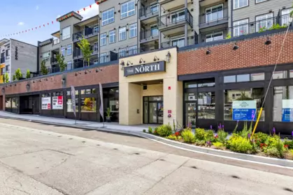 204 22348 North Avenue Avenue, Maple Ridge, BC, Maple Ridge — Apartment/Condo for sale