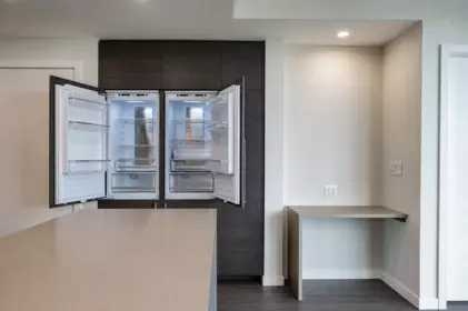 Kitchen Island Photo of 2811 2108 Gilmore Avenue, Burnaby, BC