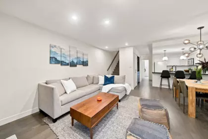 Dining Area Photo of 3062 Willow Street, Vancouver, BC
