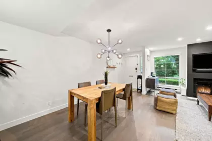 Kitchen Island Photo of 3062 Willow Street, Vancouver, BC