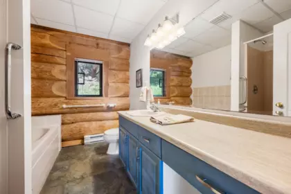 Garage Interior Photo of 5520 Graham Drive, Chilliwack, BC