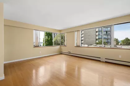 Kitchen Island Photo of 401 1315 Cardero Street, Vancouver, BC