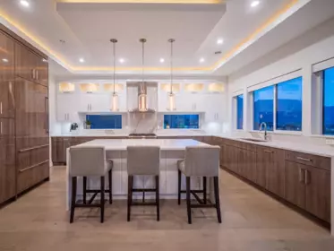 Kitchen Island Photo of 41301 Horizon Drive, Squamish, BC