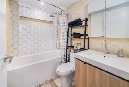 Guest Bathroom Photo of 710 38362 Buckley Avenue, Squamish, BC