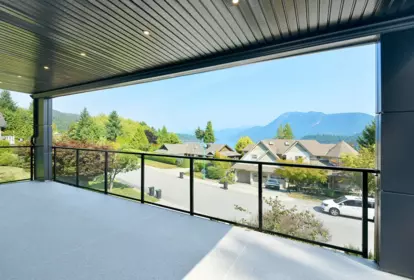 Breakfast Nook Photo of 6555 N Gale Avenue, Sechelt, BC