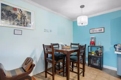 Breakfast Nook Photo of 306 315 Tenth Street, New Westminster, BC
