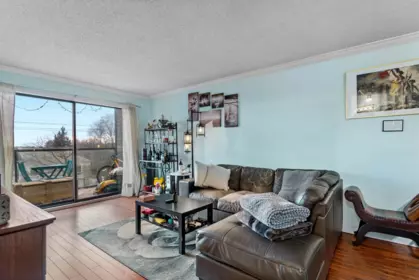 Family Room Photo of 306 315 Tenth Street, New Westminster, BC