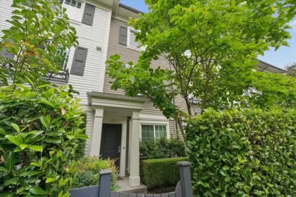 42 3010 Riverbend Drive, Coquitlam, BC, Coquitlam — Townhouse for sale