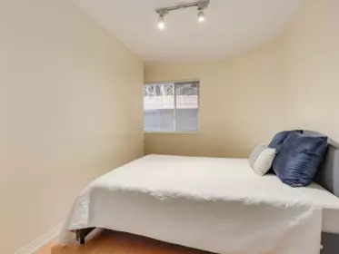 Bedroom 3 Photo of 117 555 W 14th Avenue, Vancouver, BC
