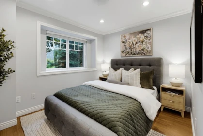 Breakfast Nook Photo of 2139 Triumph Street, Vancouver, BC
